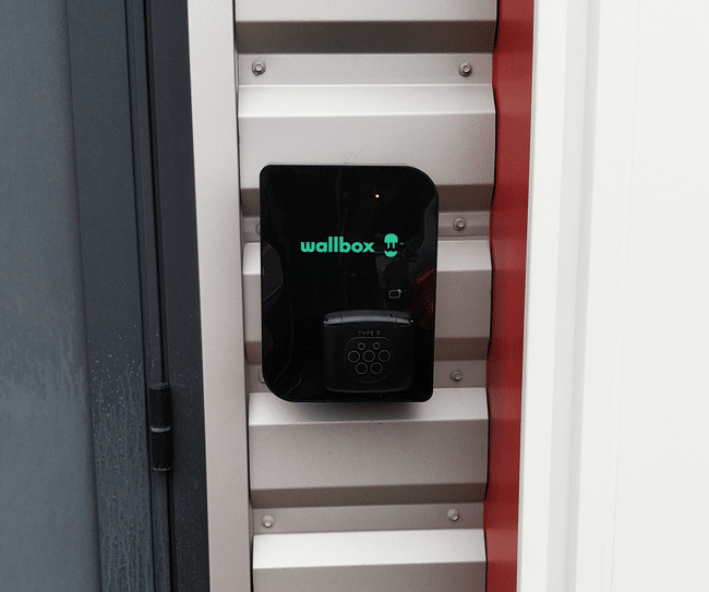 Borne électrique posée à Villeurbanne